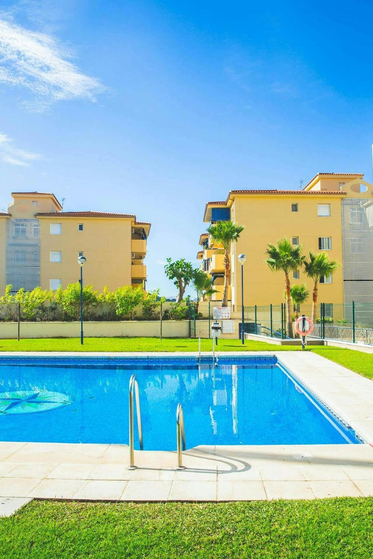 Atico Miramar Apartment Фуeнхирола Екстериор снимка