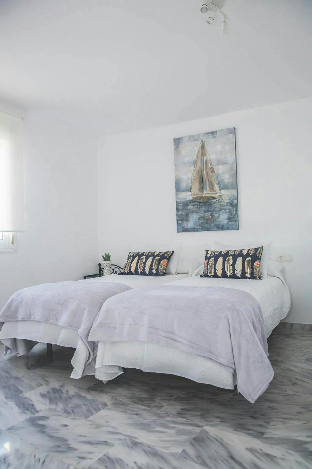 Atico Miramar Apartment Фуeнхирола Екстериор снимка